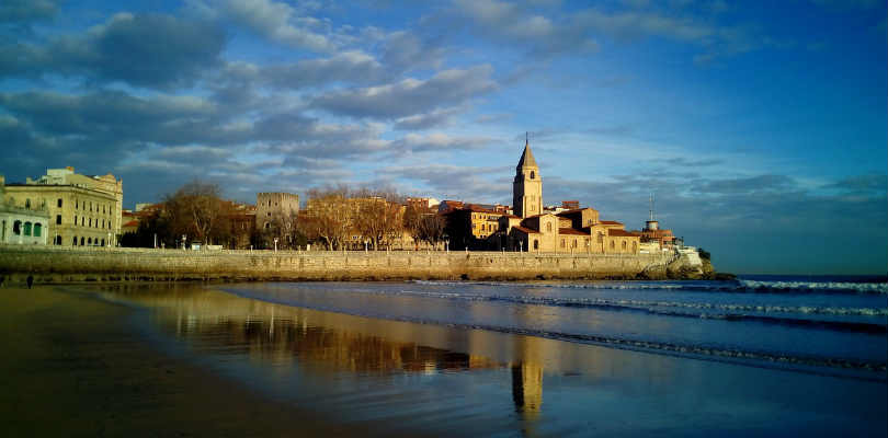 por-una-fecha-para-casarse-en-la-iglesia-de-san-pedro-de-gijon